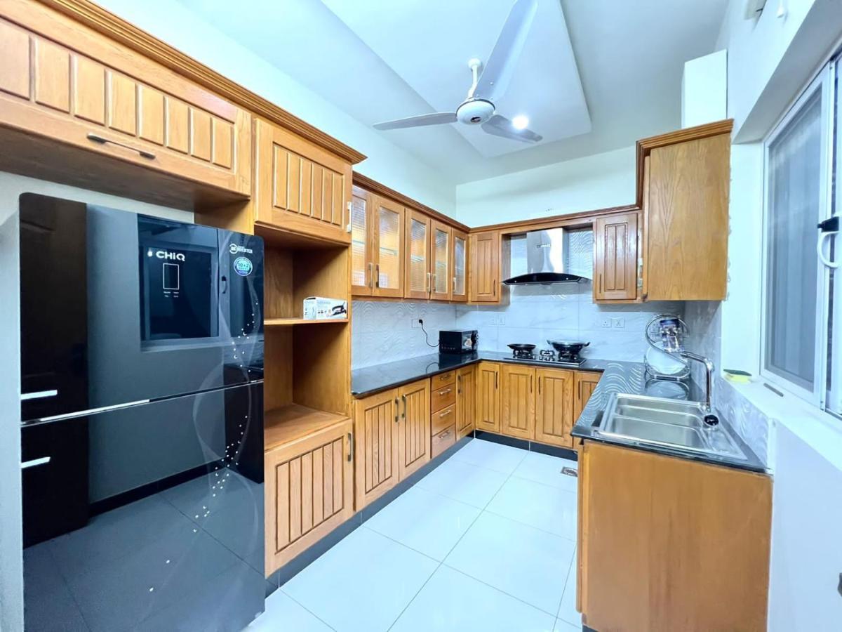 Luxury Apartment Rentals Ісламабад Екстер'єр фото