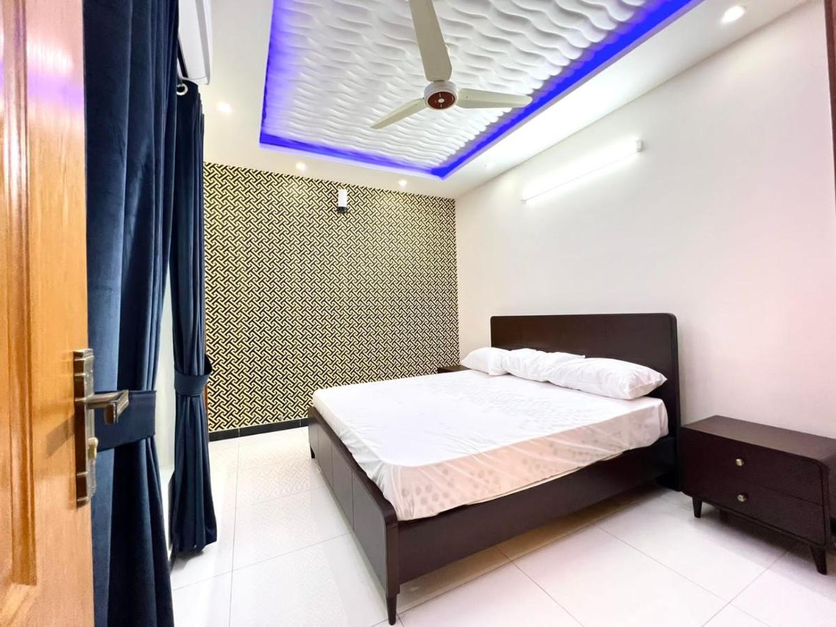 Luxury Apartment Rentals Ісламабад Екстер'єр фото