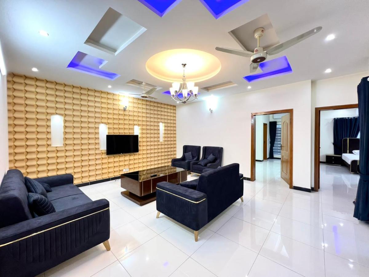 Luxury Apartment Rentals Ісламабад Екстер'єр фото