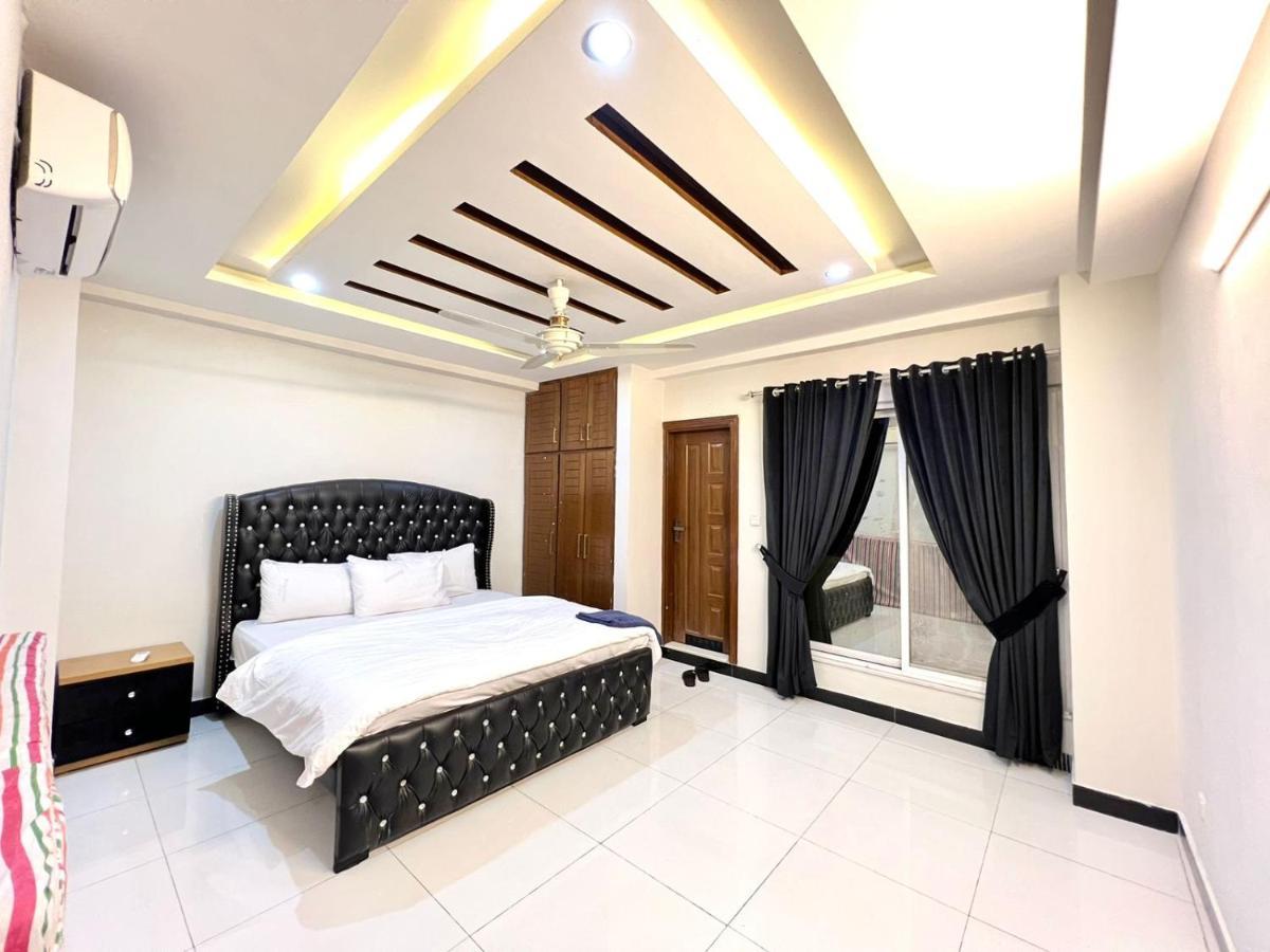 Luxury Apartment Rentals Ісламабад Екстер'єр фото