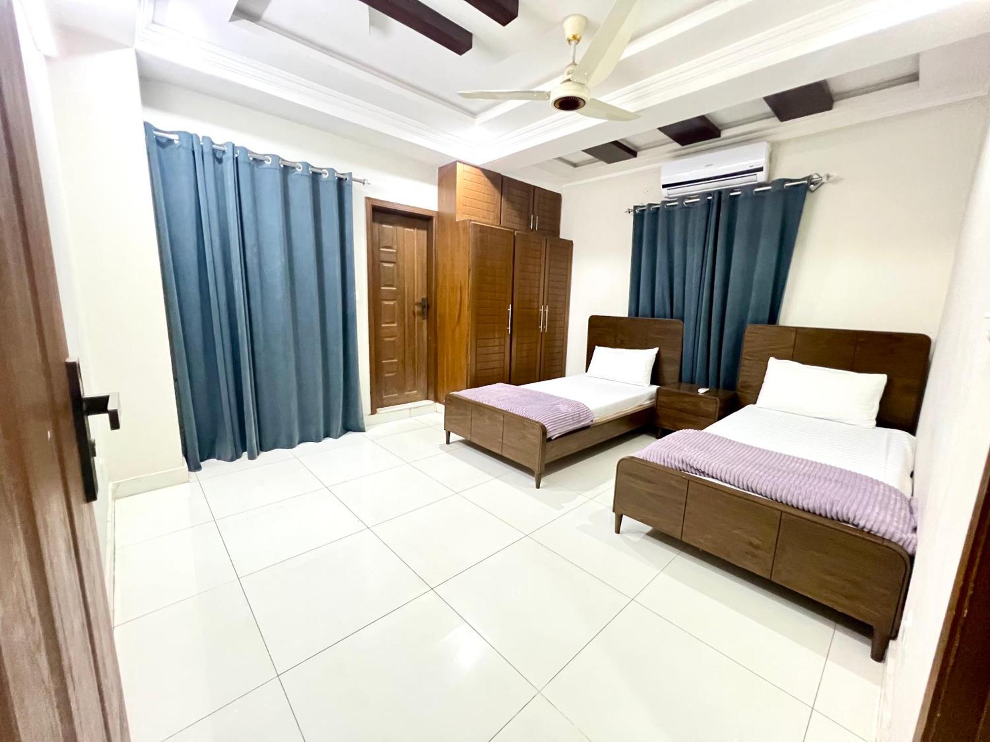 Luxury Apartment Rentals Ісламабад Екстер'єр фото